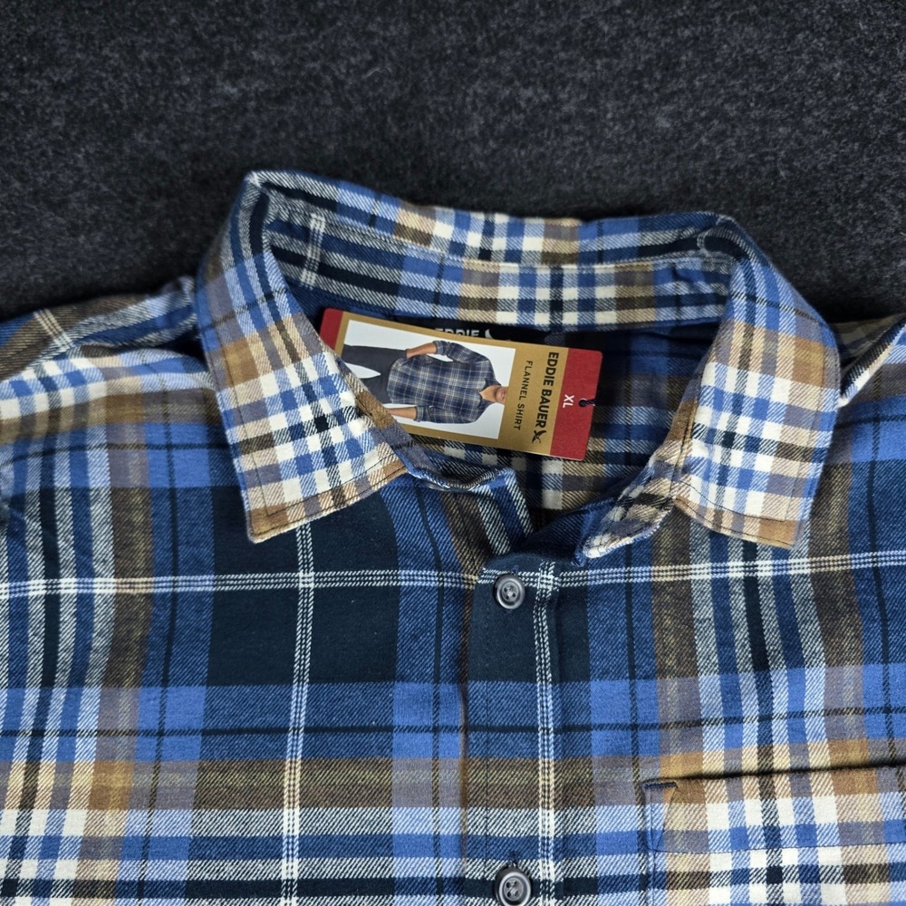 Eddie Bauer Mens XL Flannel Shirt Blue Plaid Long Sleeve Button Up Top - Picture 2 of 13